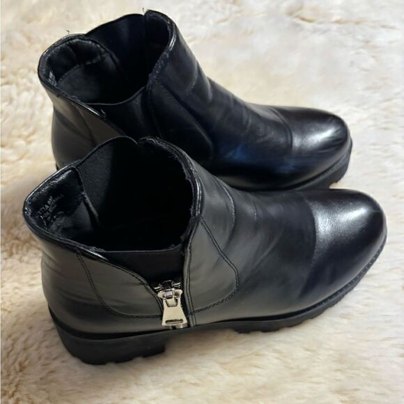 Cushionaire Portia Chunky Black Vegan Leather Ankle Boots size 9 - Picture 4 of 9